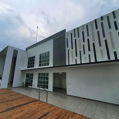 Sks Habitat Larkin Economy Business Unit Apartment Johor Bahru Bagian luar foto