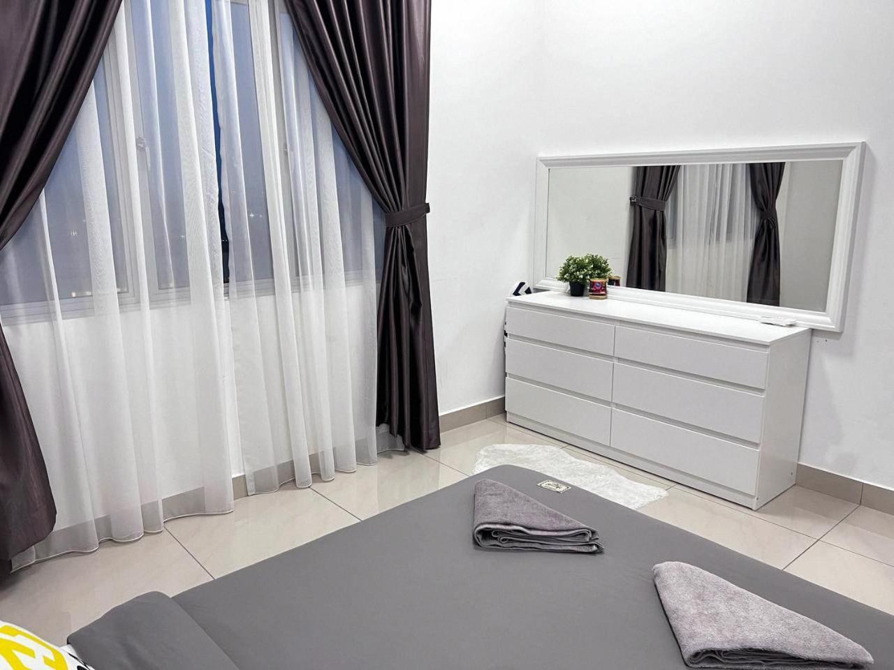 Sks Habitat Larkin Economy Business Unit *